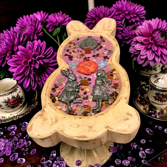 Hand Crafted , Wicked Worthy Wax, Down the rabbit hole wooden bowl candle - Picture 2 of 6